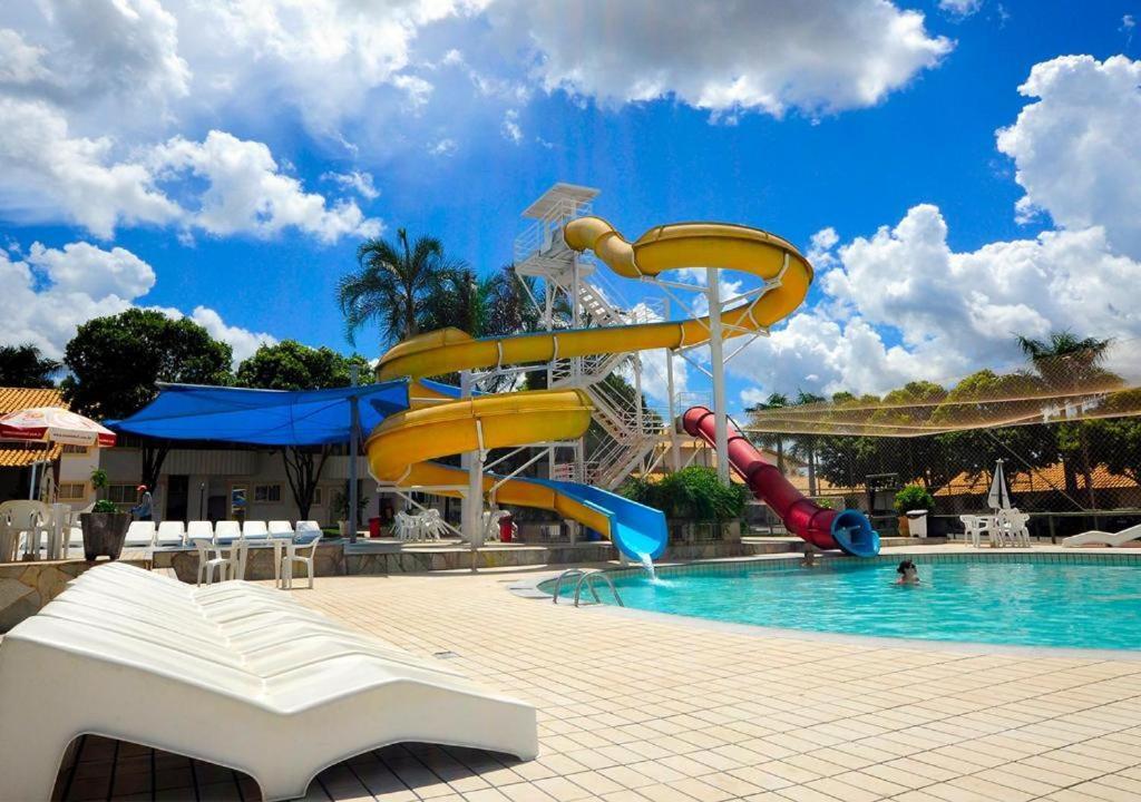 Resort Internacional Diroma Caldas Novas Exteriör bild